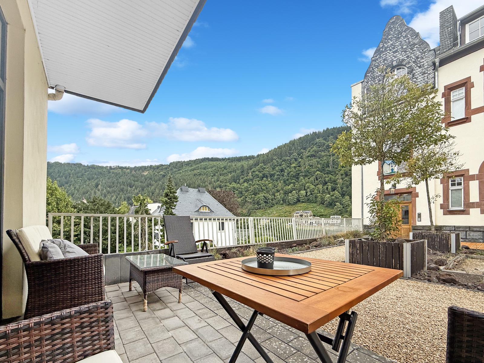 Terrasse mit Moselblick in Traben-Trarbach