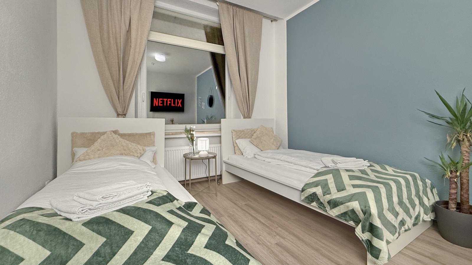Nok 4 — Harbour Loft — Wilhelmshaven · Ebertstraße